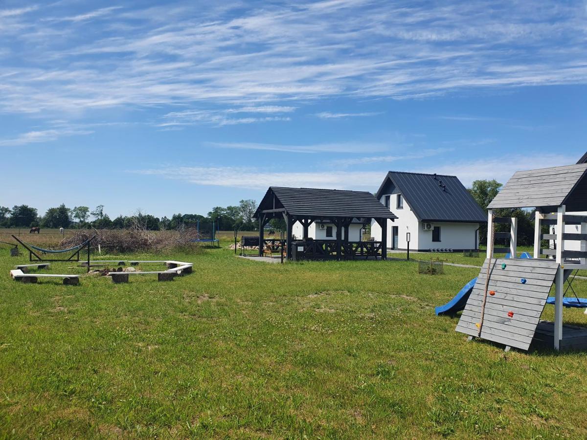 Lipowa 9a Ferienhaus Nowecin
